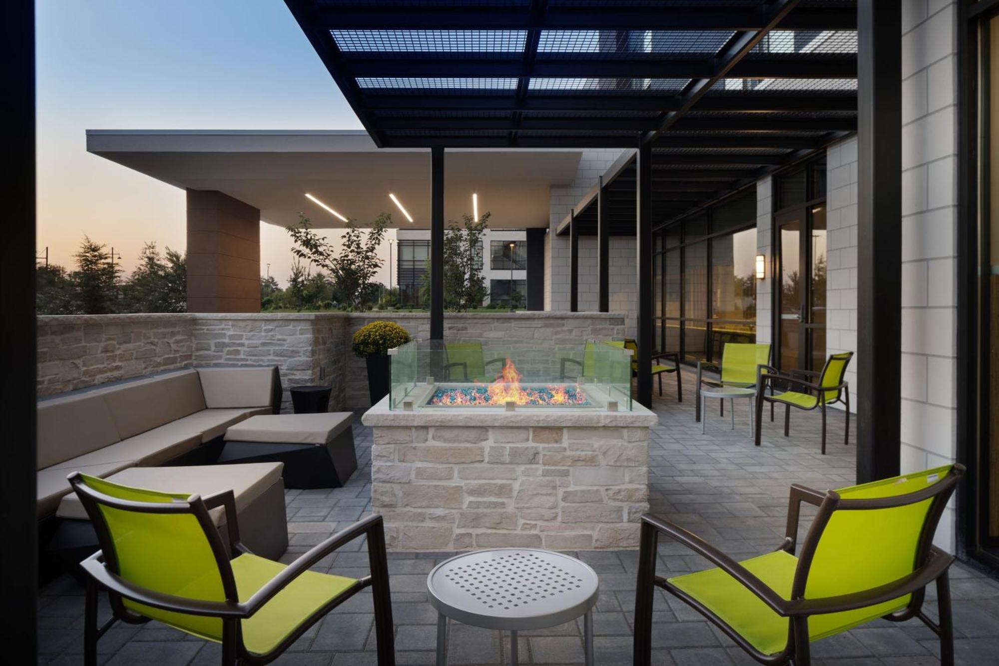 Springhill Suites By Marriott Bowling Green Bagian luar foto
