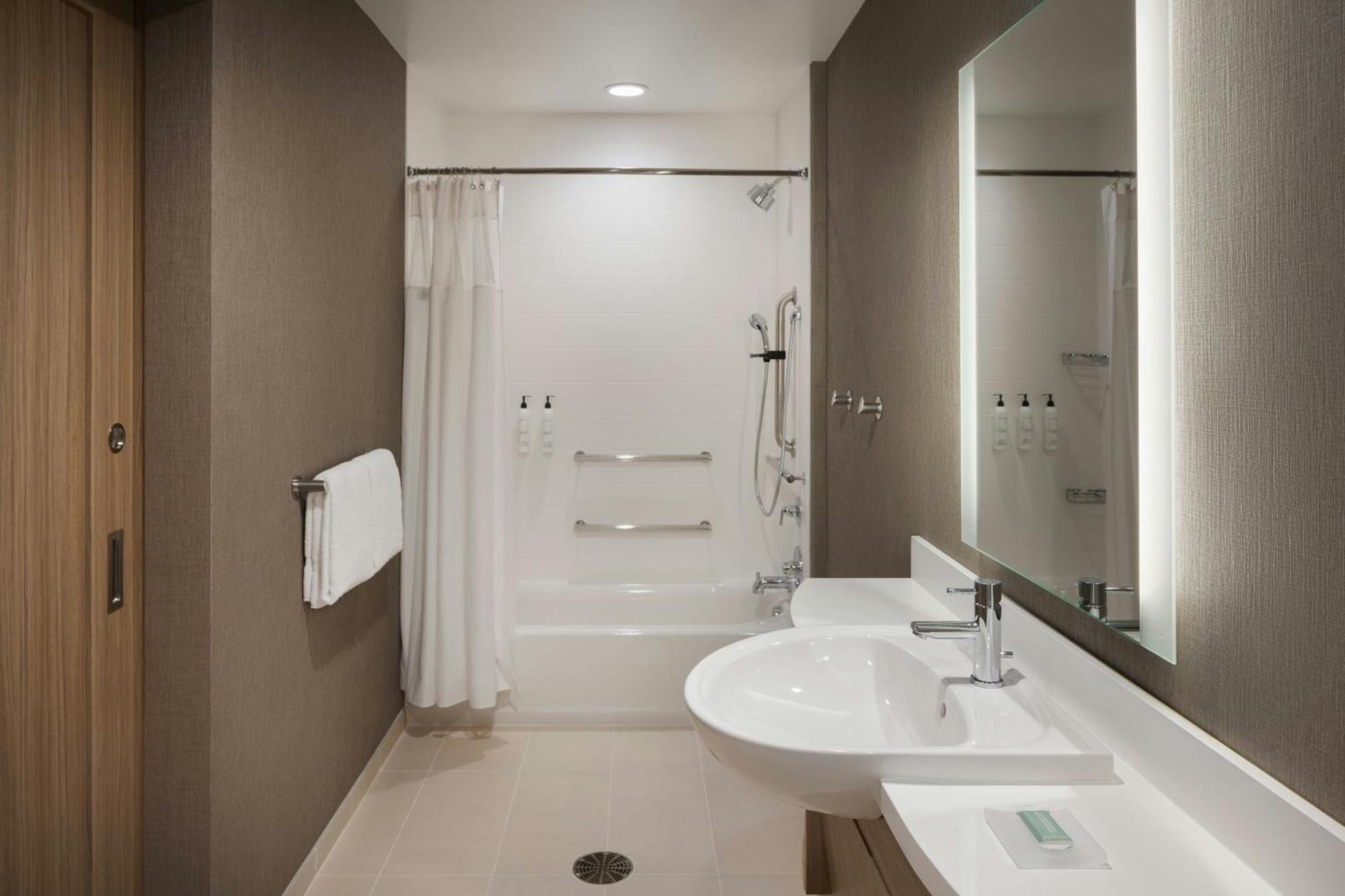 Springhill Suites By Marriott Bowling Green Bagian luar foto